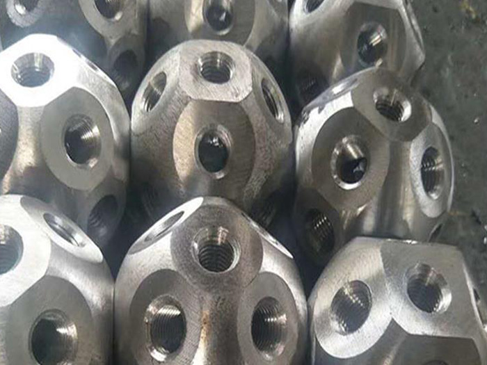 新乡螺栓球网架杆件制作